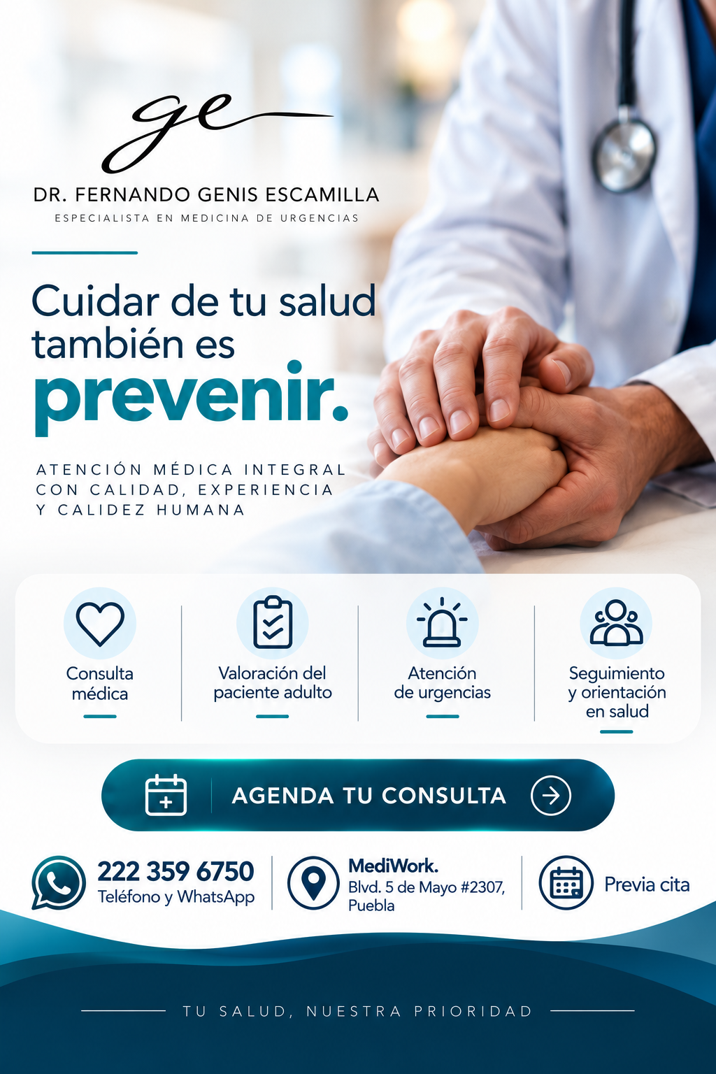 Manos de un médico acompañando a un paciente